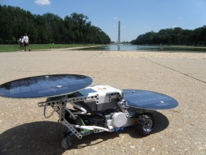 dSolar Cruiser at Washington Monument