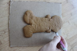gingerbread-man-cardboard-support-cut