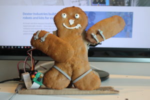 raspberry-pi-servo-controlled-gingerbread-man